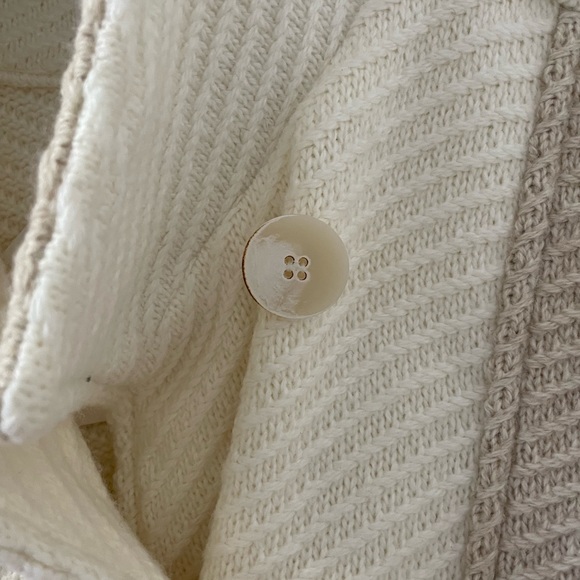 Ms. Meri Mak Coatigen - Picture 4 of 11